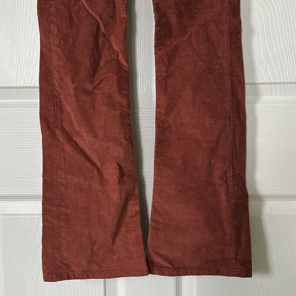 Old Navy Women’s Rustic Kicker Boot Cut Corduroy Jeans Size 0 NWT - Picture 7 of 8